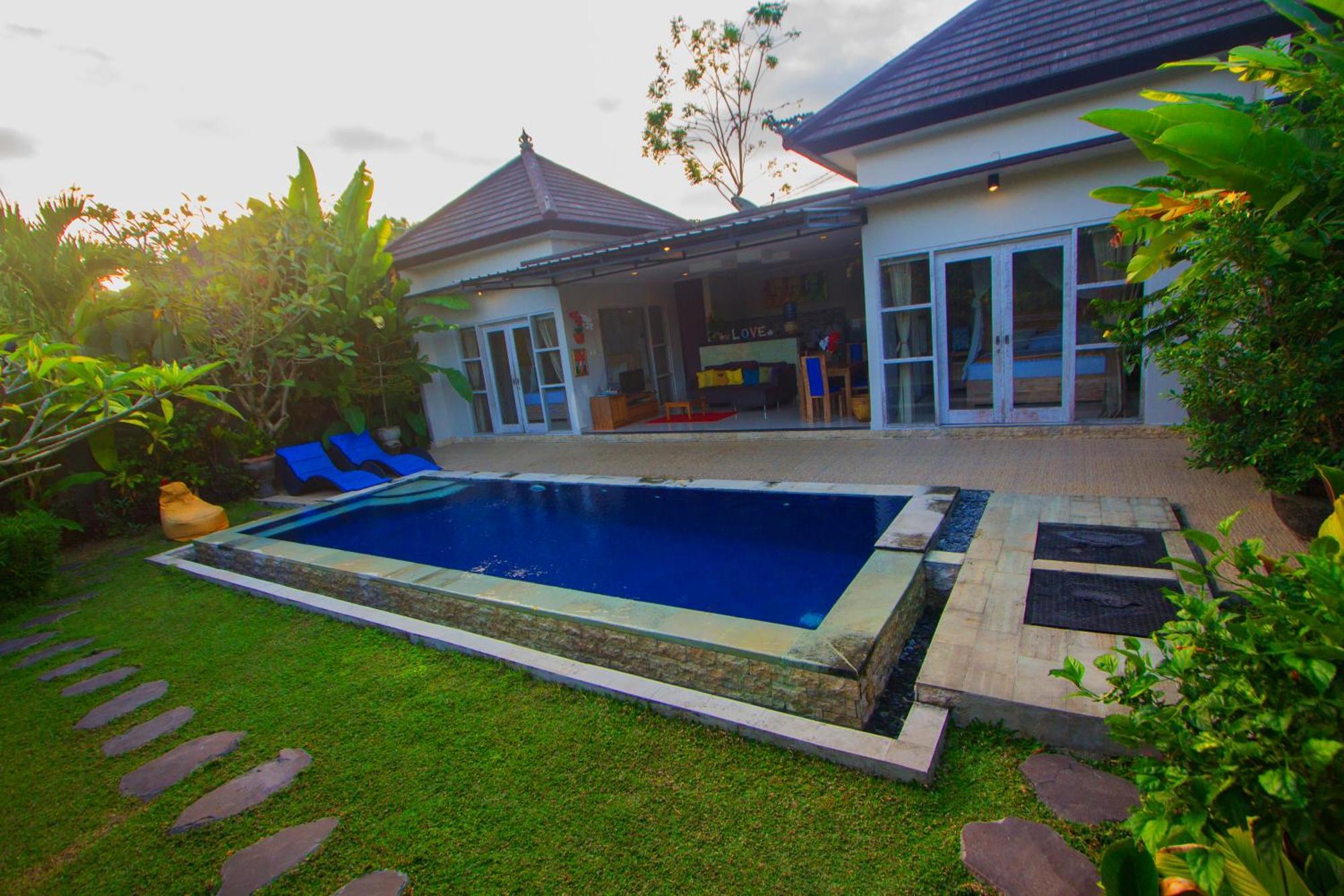 Ratna Villa Ubud  Exterior photo