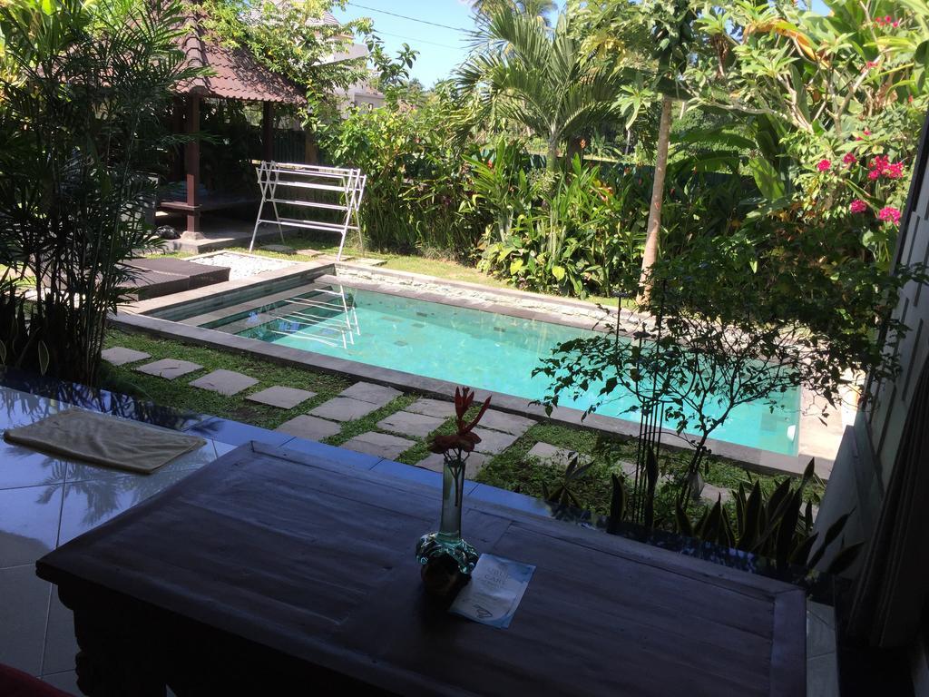 Ratna Villa Ubud  Exterior photo